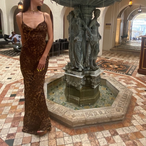 Rat and boa style leopard dress - Picture 12 of 13